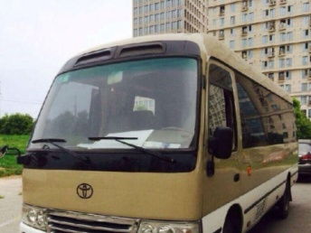 北京正规租车公司 大巴、中巴租赁商务旅游年底优惠，畅享京城的智慧出行之选